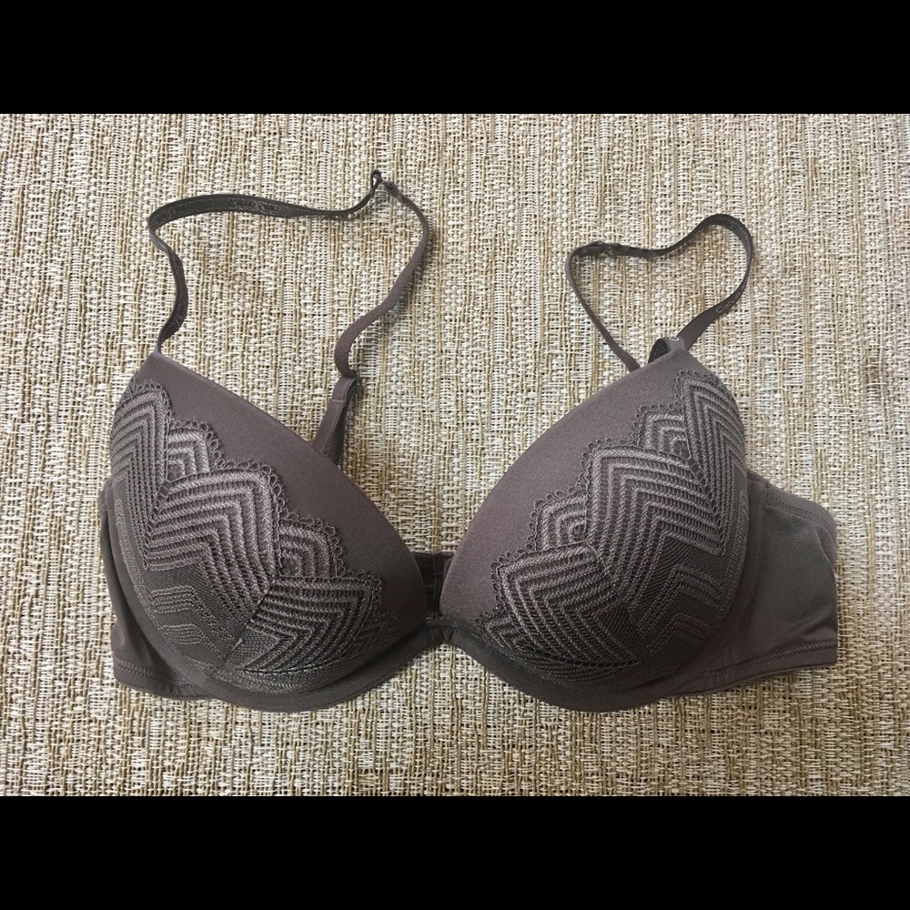 5 for $20 SALE! Calvin Klein CK One Adjustable Bra 34C
